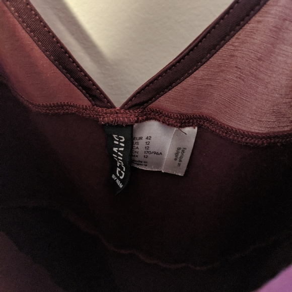 Burgundy H&M V-neck Dress - Picture 2 of 3